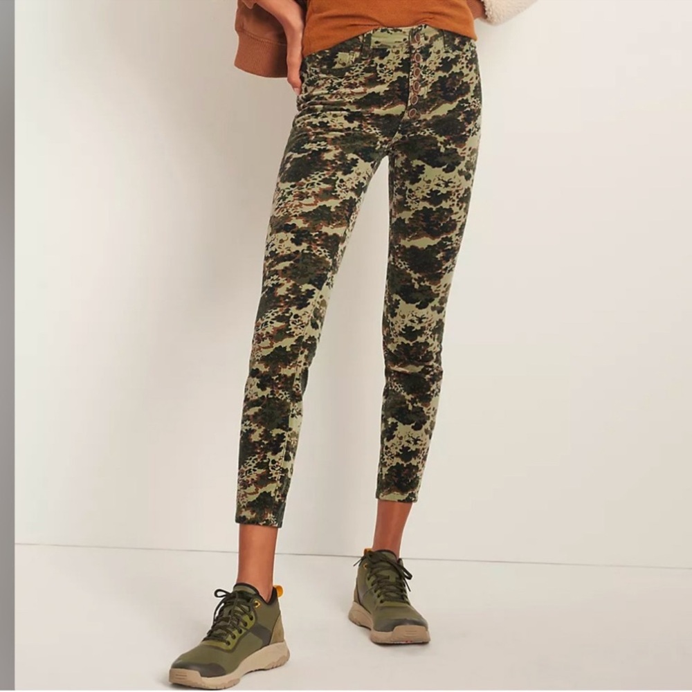 Anthropologie Pilcro High-Rise Button-Fly Skinny Corduroy Pants 31
